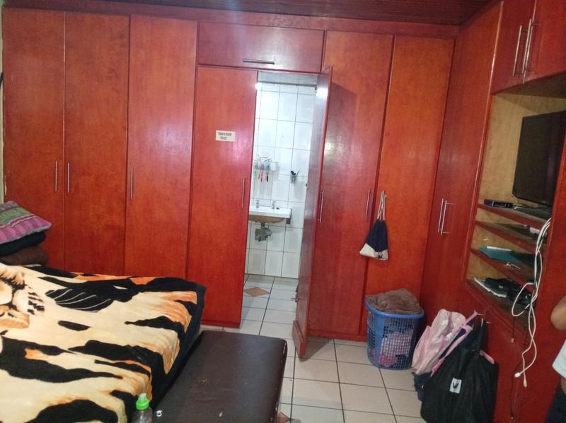 3 Bedroom Property for Sale in Lentegeur Western Cape
